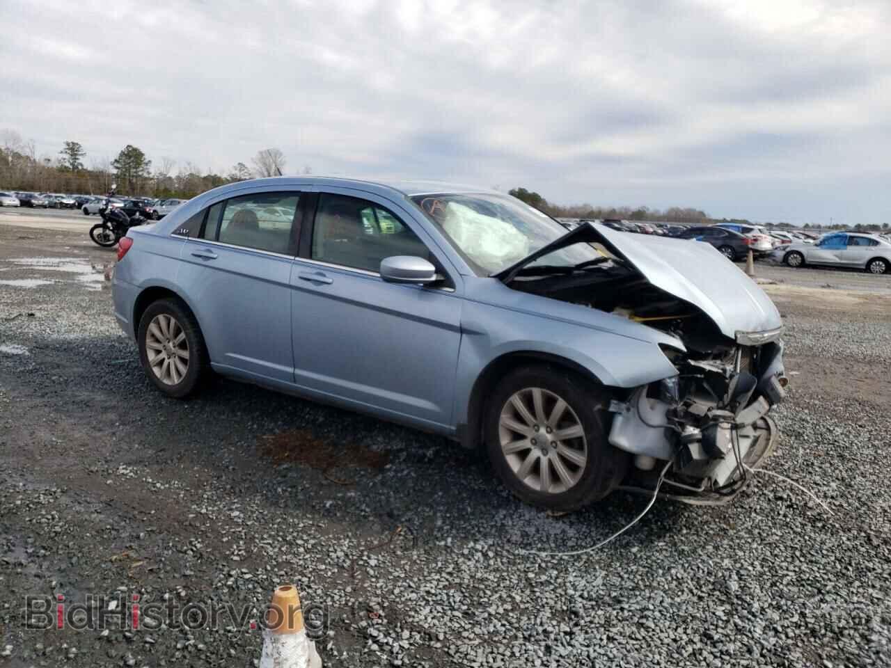 2013 CHRYSLER 200 - VIN: 1C3CCBBB6DN538827 - Фото 4