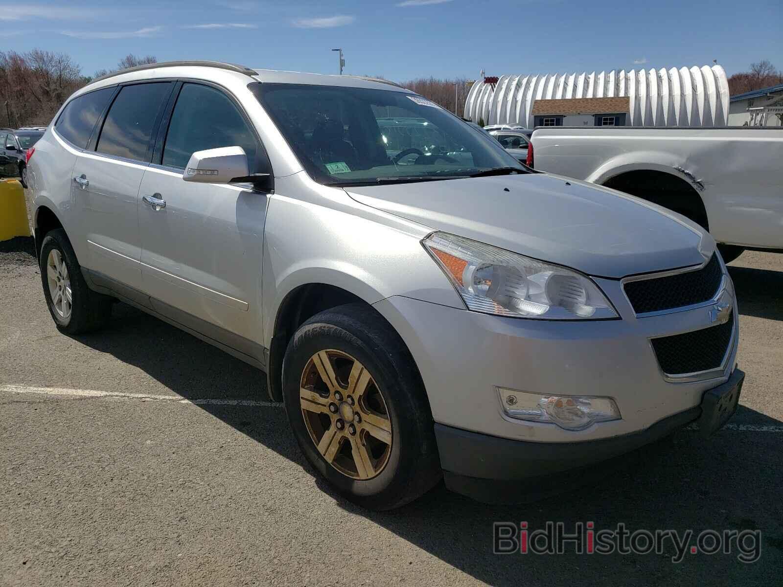 Photo 1GNKVGED6BJ106195 - CHEVROLET TRAVERSE 2011