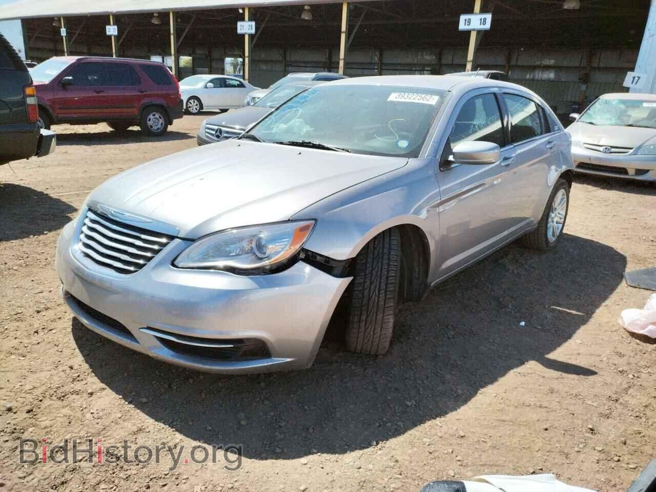 2013 CHRYSLER 200 - VIN: 1C3CCBABXDN761535 - Фото 2