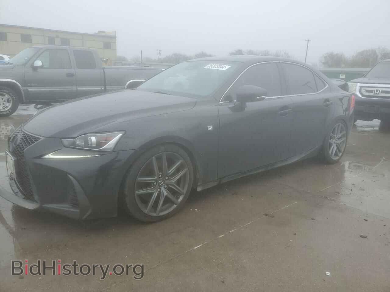 Photo JTHC81D21J5032594 - LEXUS IS 2018