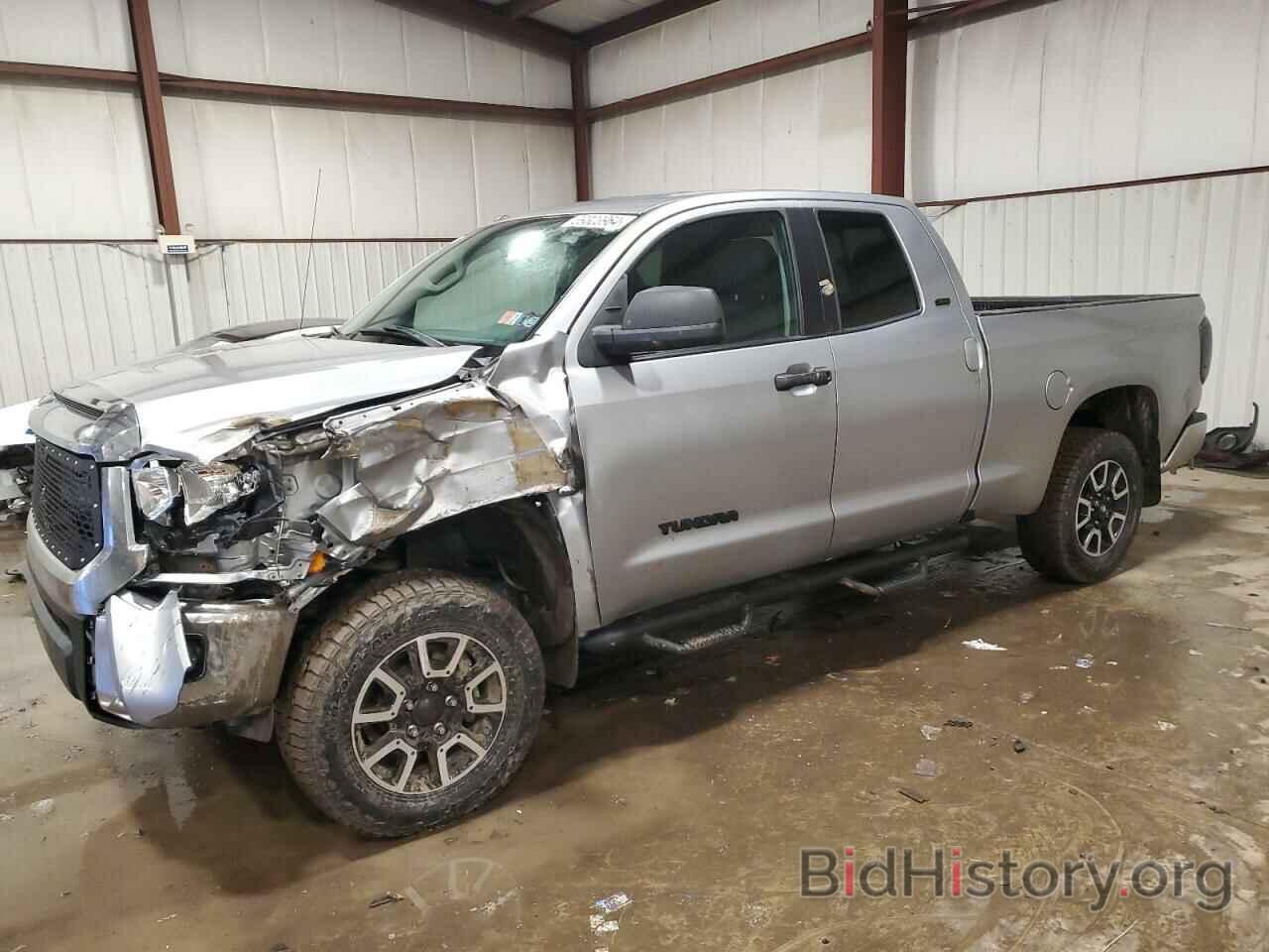 Photo 5TFUM5F1XGX064292 - TOYOTA TUNDRA 2016