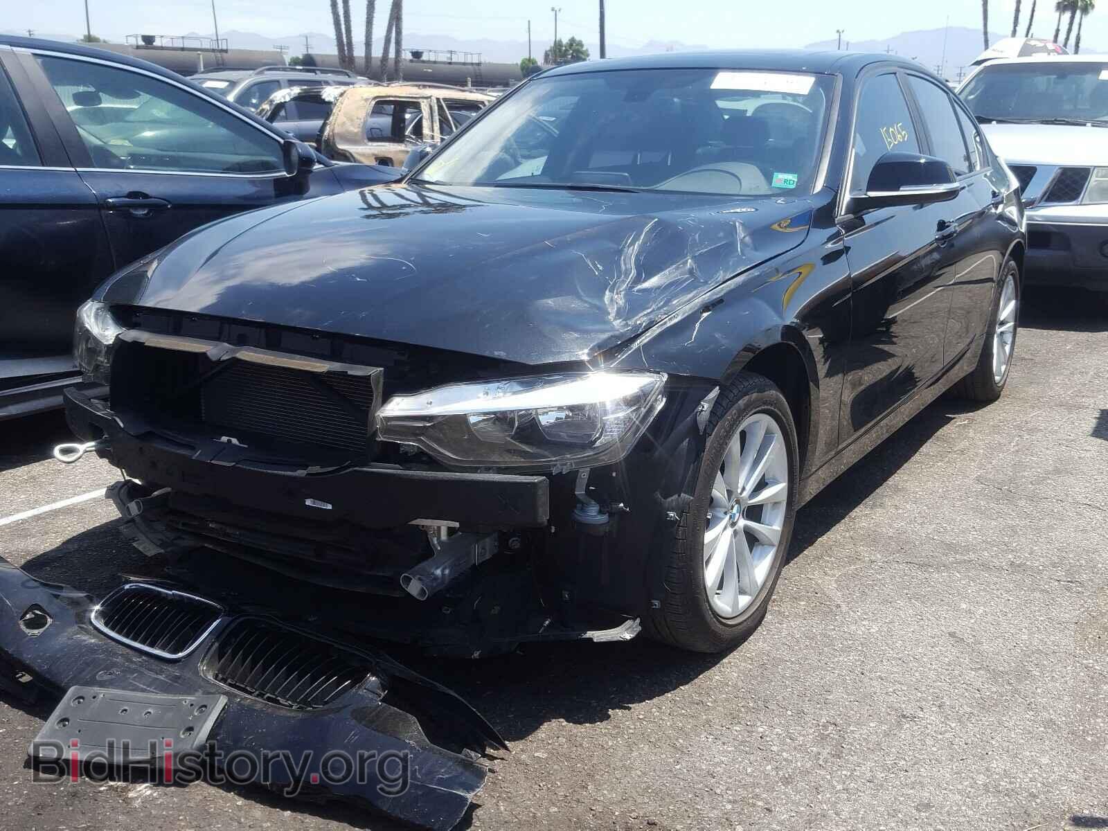 2017 BMW 3 SERIES - VIN: WBA8A3C37HK692052 - Фото 2