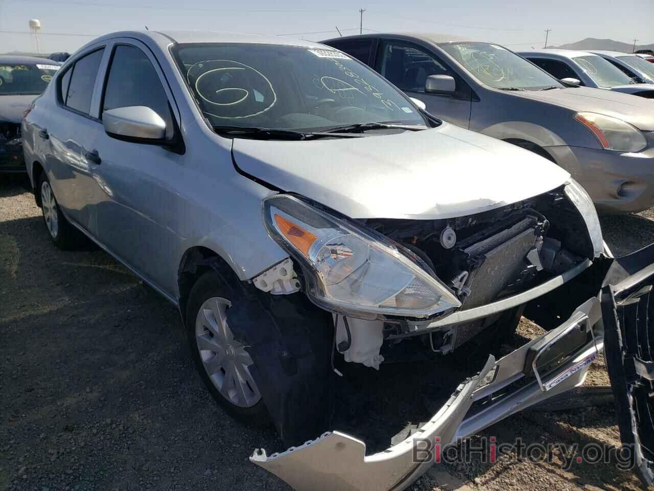 Photo 3N1CN7AP7HL888556 - NISSAN VERSA 2017