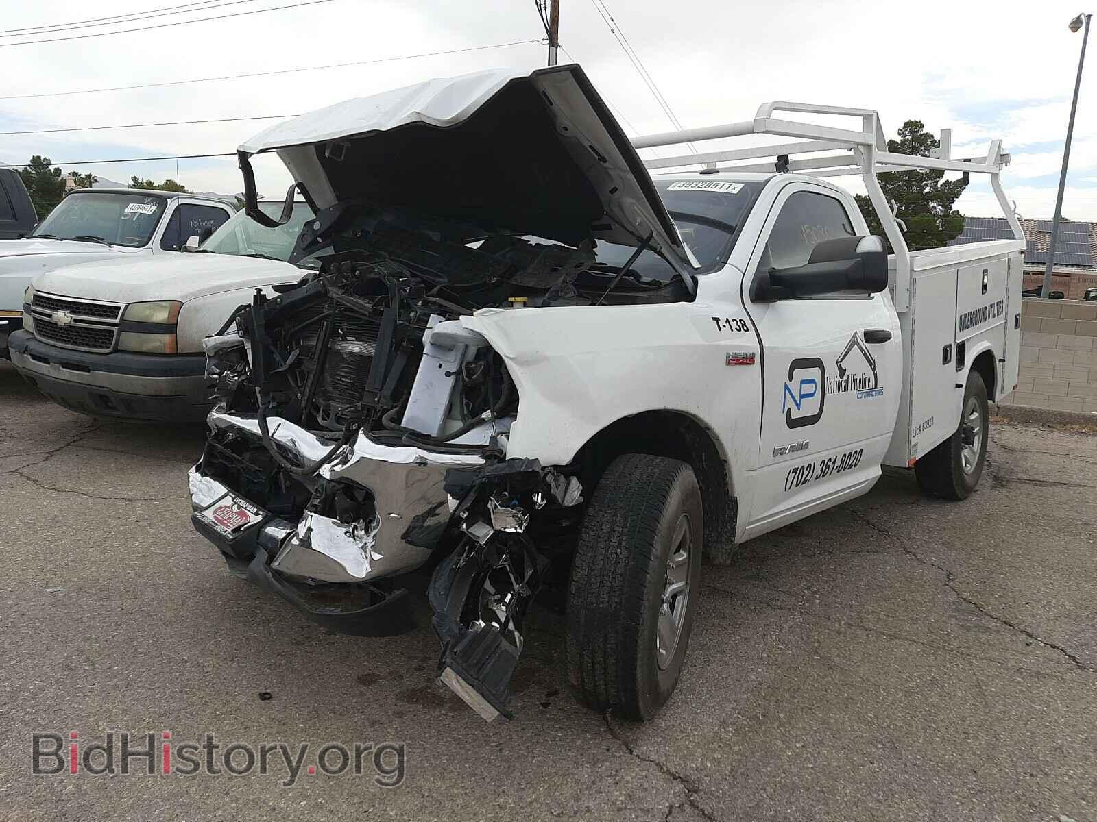 2019 RAM 2500 - VIN: 3C6MR4AJ2KG683041 - Photo 2