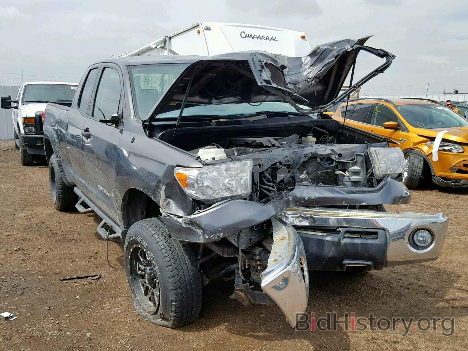 Фотография 5TFUM5F11DX048011 - TOYOTA TUNDRA 2013