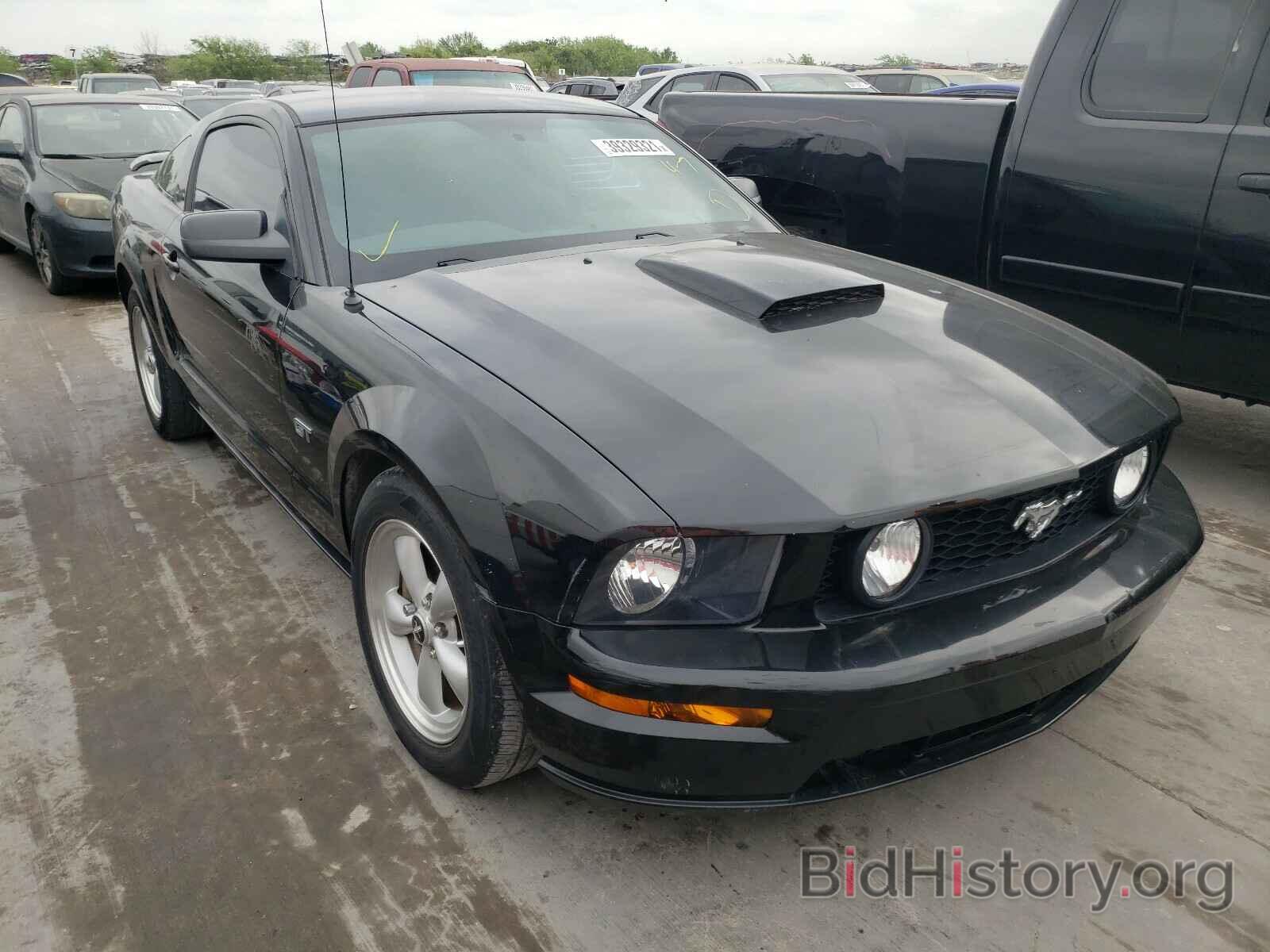Photo 1ZVHT82H885132950 - FORD MUSTANG 2008