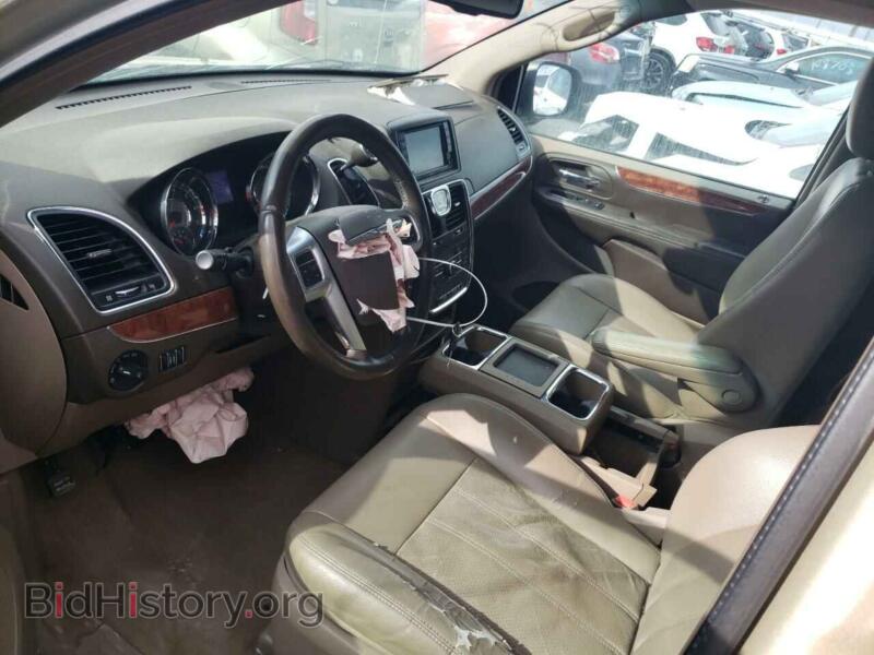 2011 Chrysler MINIVAN (VIN 2A4RR8DG1BR612939) — photo 7 of 14