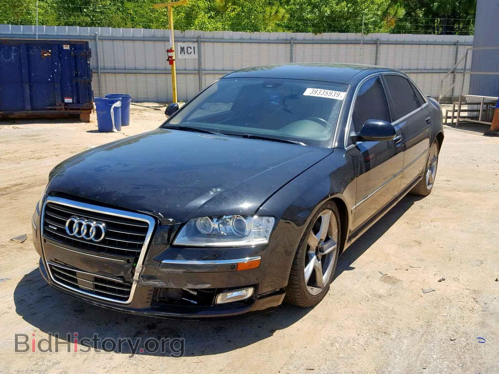 2010 AUDI A8 - VIN: WAURVAFA0AN006638 - Фото 2