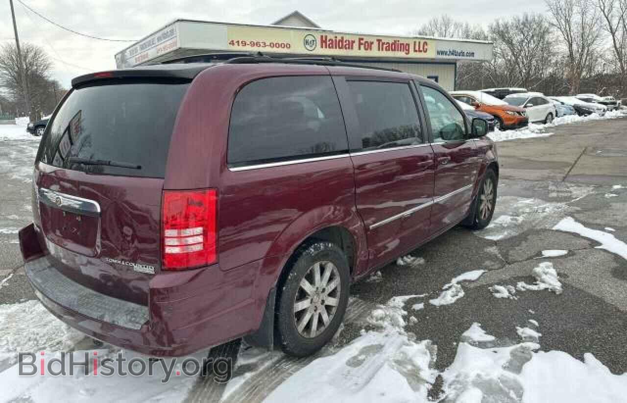 2009 CHRYSLER MINIVAN - VIN: 2A8HR54X89R667987 - Фото 4