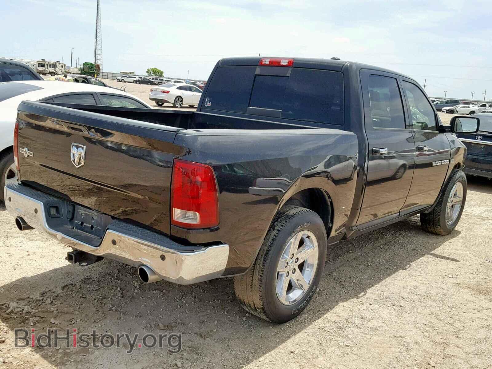 2011 DODGE RAM 1500 - VIN: 1D7RB1CT5BS636844 - Фото 4