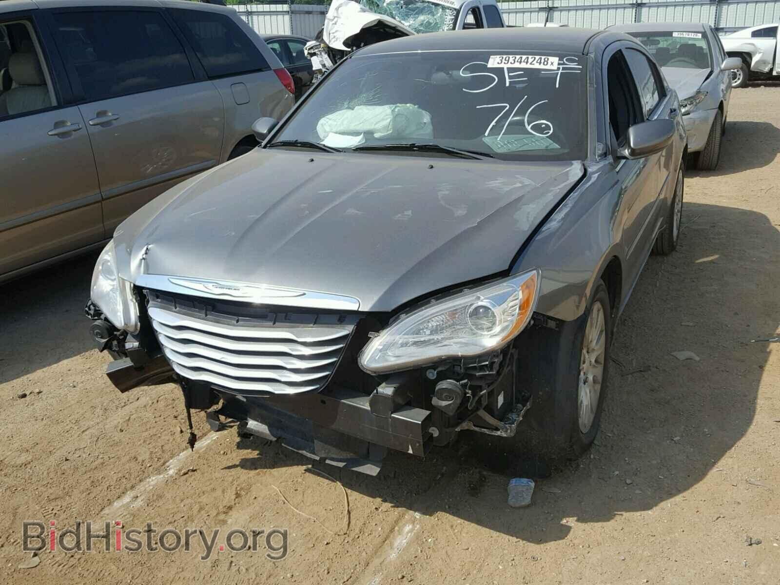 2012 CHRYSLER 200 - VIN: 1C3CCBAB4CN209995 - Photo 2