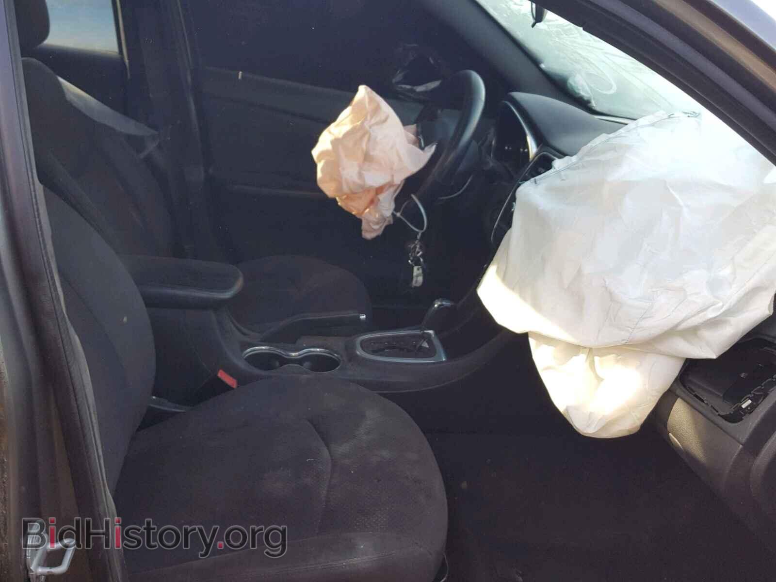 2012 CHRYSLER 200 - VIN: 1C3CCBAB4CN209995 - Photo 5