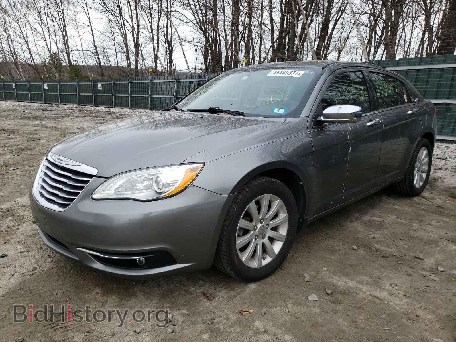 2013 CHRYSLER 200 - VIN: 1C3CCBCB0DN721557 - Фото 2