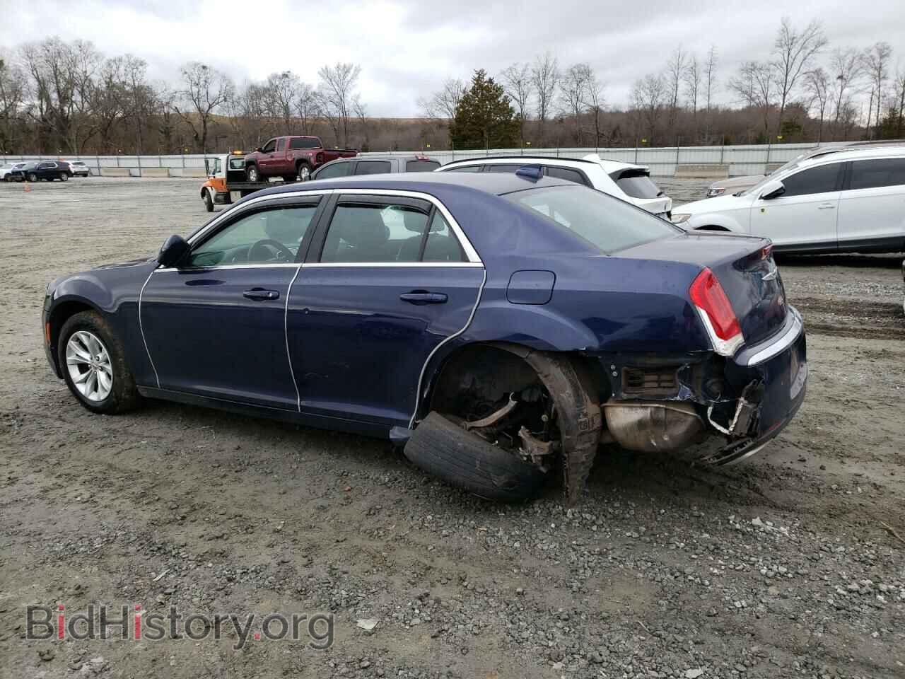 2015 CHRYSLER 300 - VIN: 2C3CCAAG8FH929819 - Фото 2