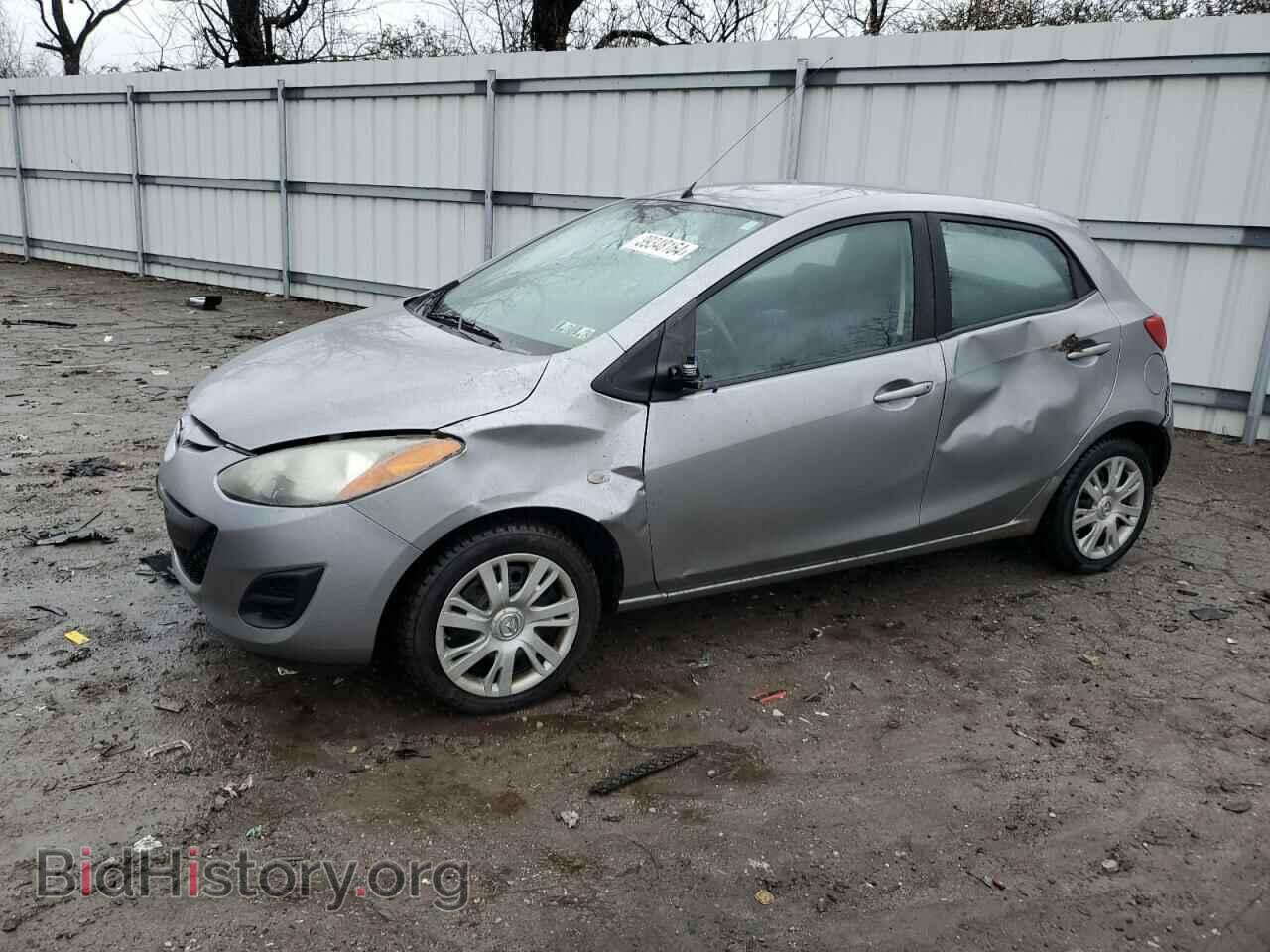 Фотография JM1DE1KZ8E0176967 - MAZDA 2 2014