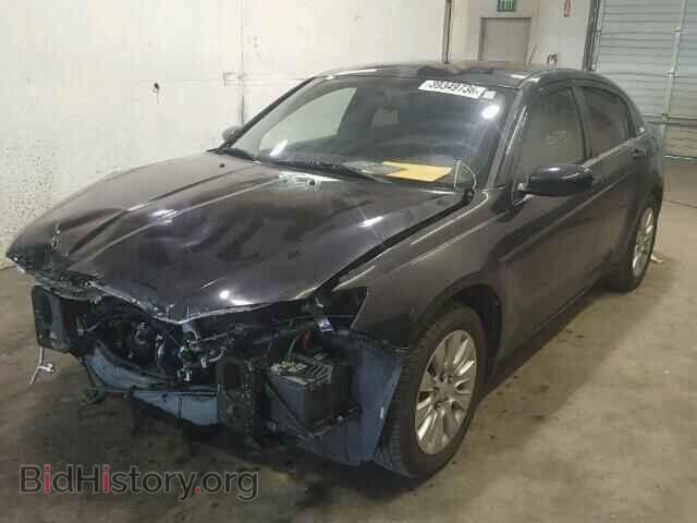 2013 CHRYSLER 200 - VIN: 1C3CCBAB2DN646802 - Фото 2