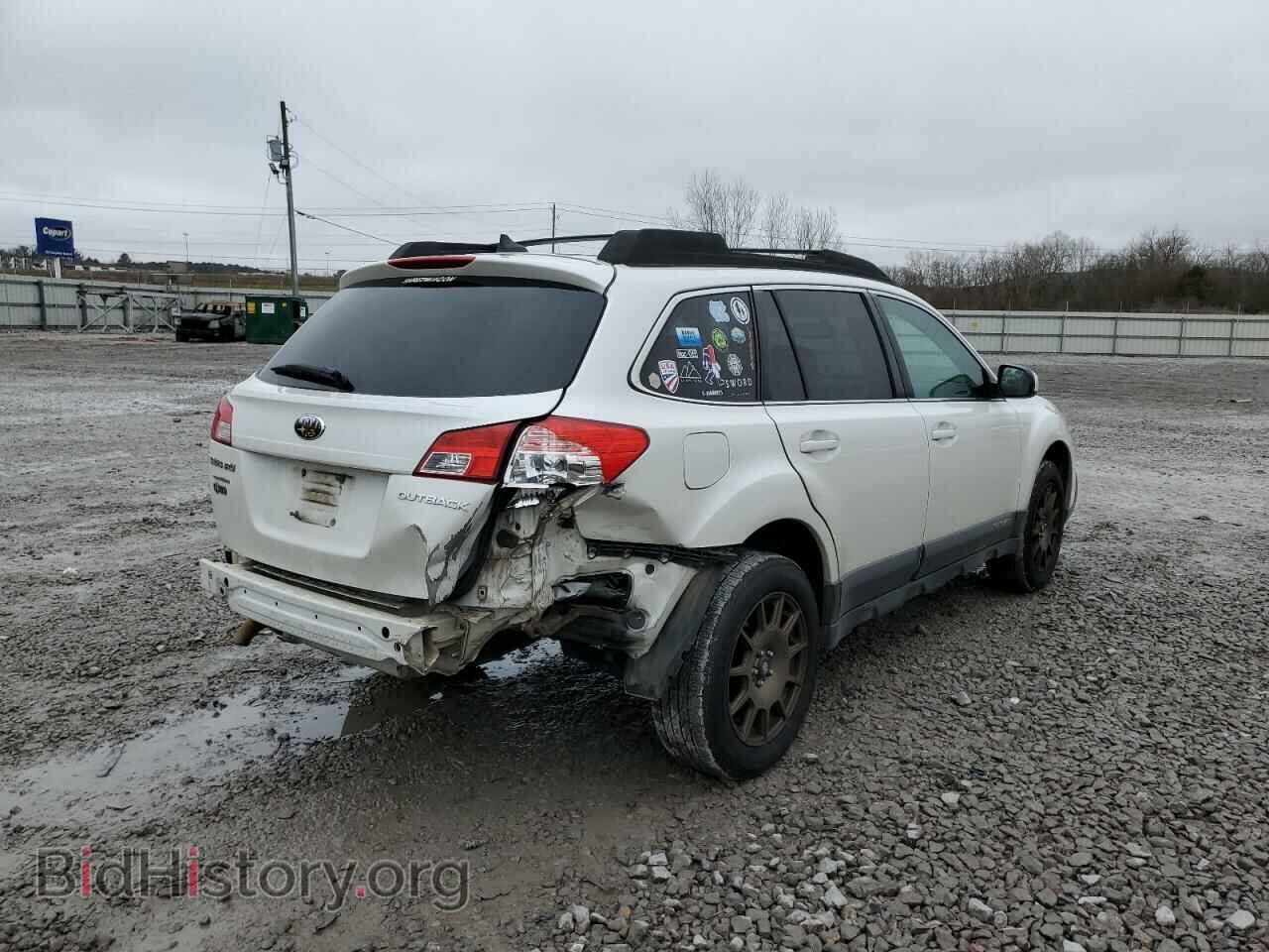 2014 SUBARU OUTBACK - VIN: 4S4BRCCC2E3321786 - Photo 3