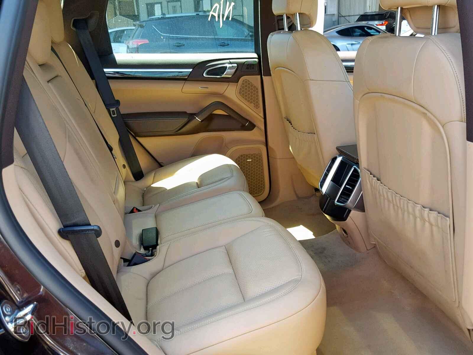 2017 PORSCHE CAYENNE - VIN: WP1AA2A25HKA83355 - Фото 6