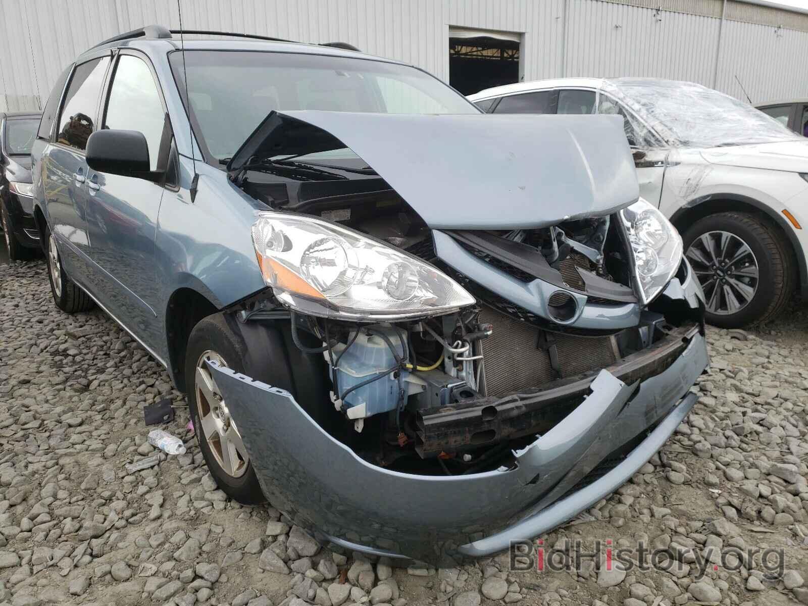 Photo 5TDZK23C18S213969 - TOYOTA SIENNA 2008