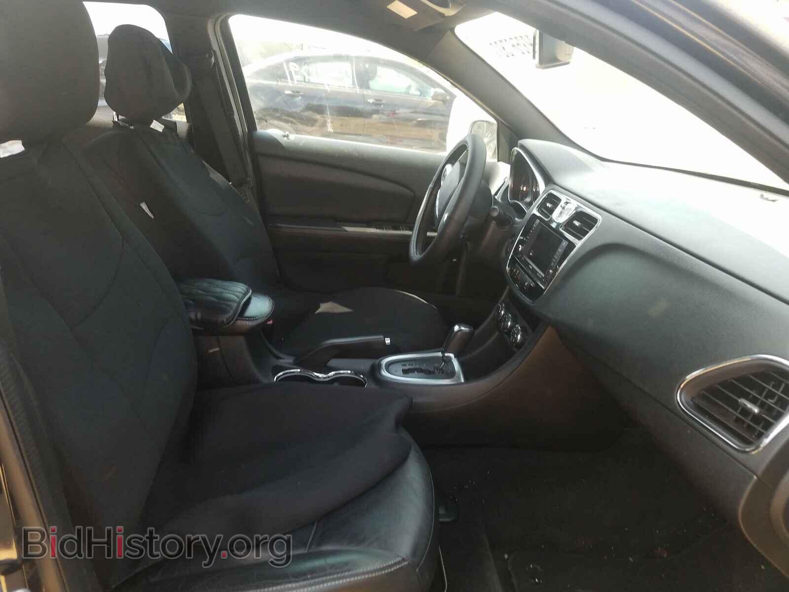 2012 CHRYSLER 200 - VIN: 1C3CCBCB0CN224913 - Фото 5