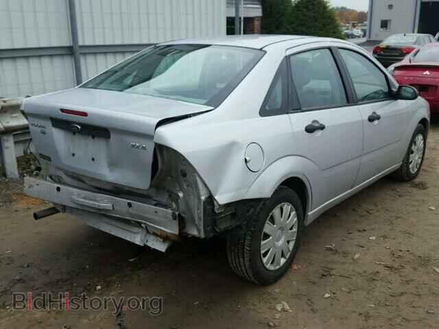 2005 FORD FOCUS - VIN: 1FAFP34N85W109720 - Фото 4