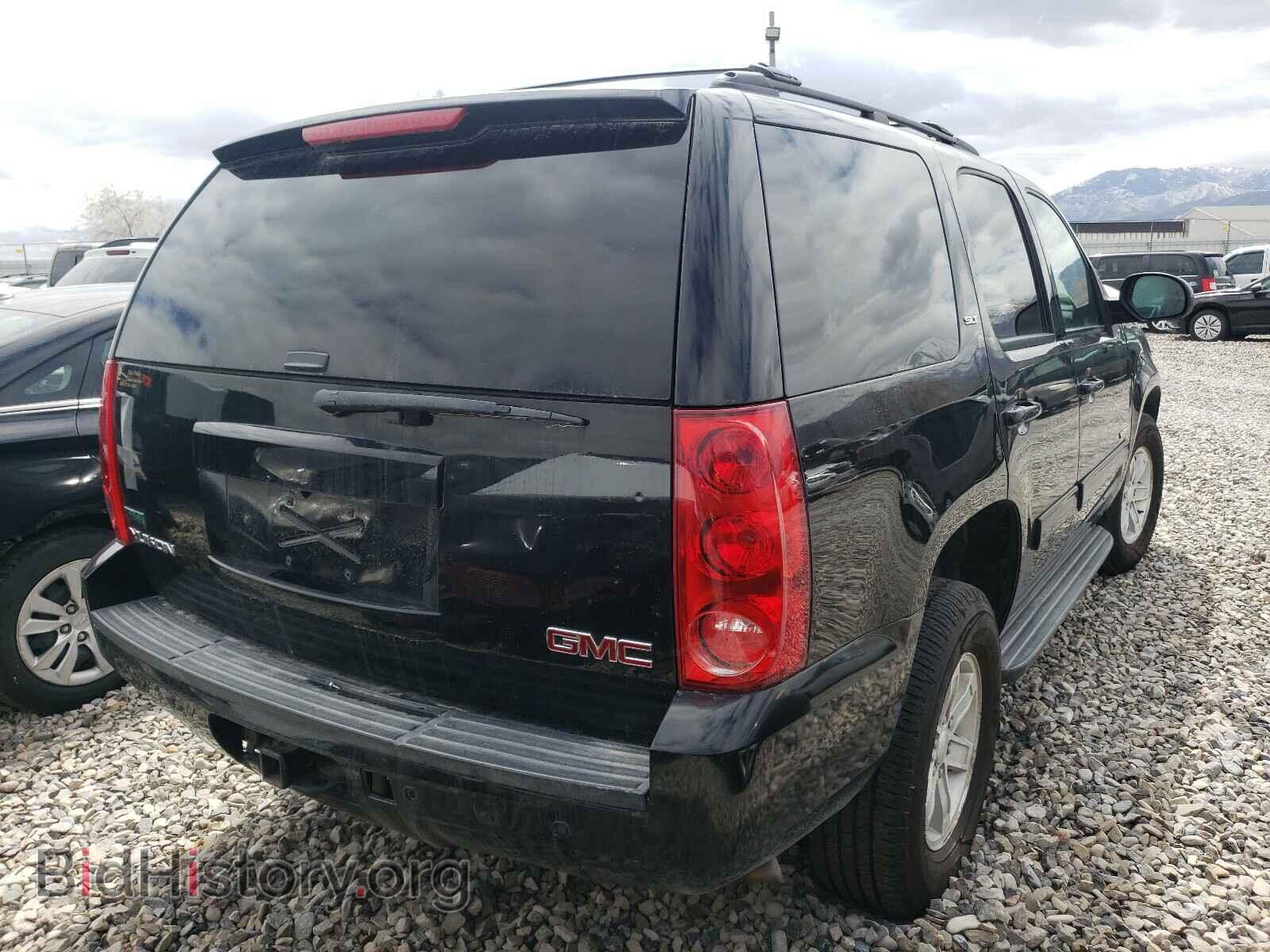 2011 GMC YUKON - VIN: 1GKS2CE00BR354021 - Фото 4