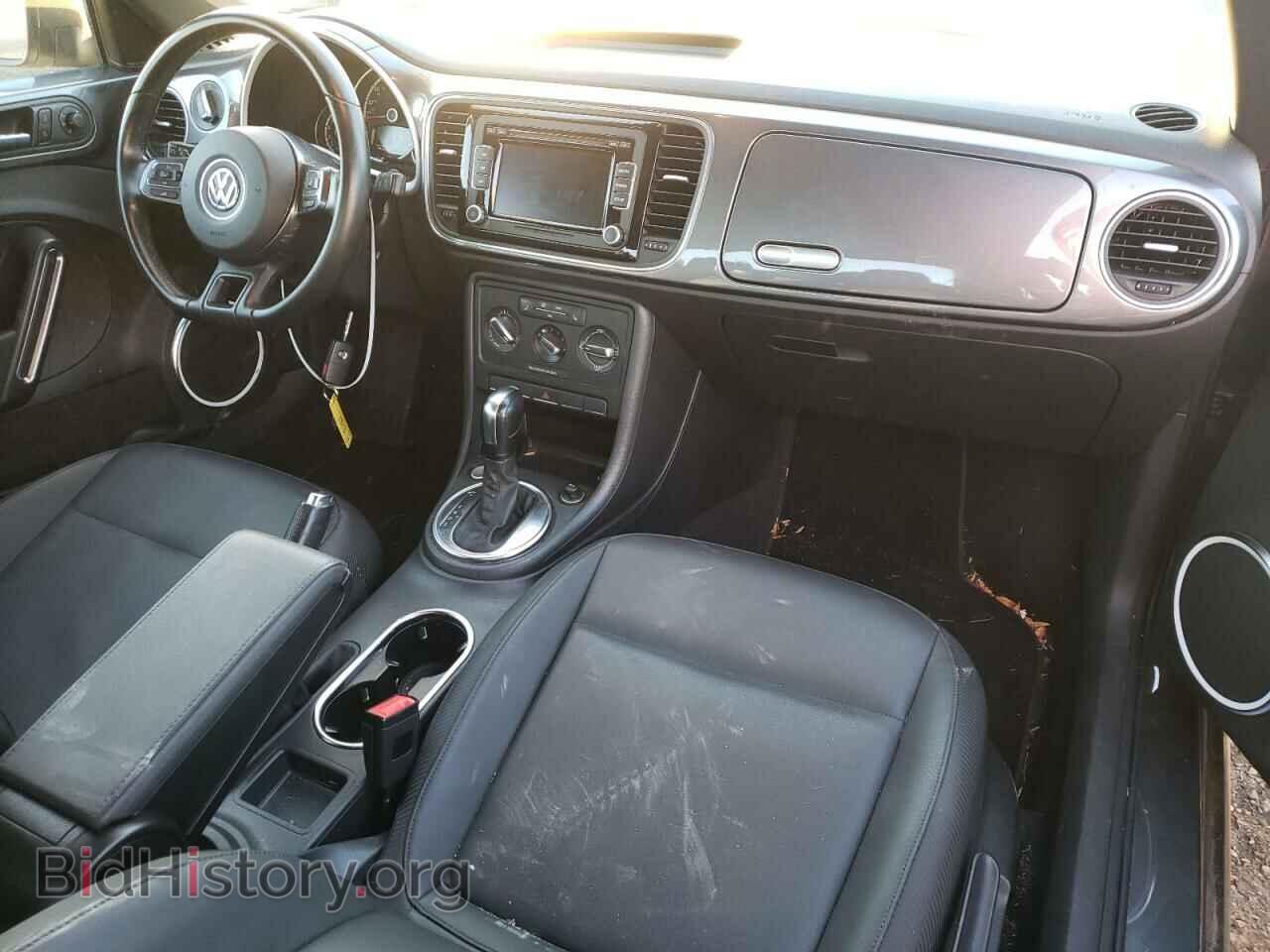 2013 VOLKSWAGEN BEETLE - VIN: 3VWJP7AT0DM684792 - Фото 8