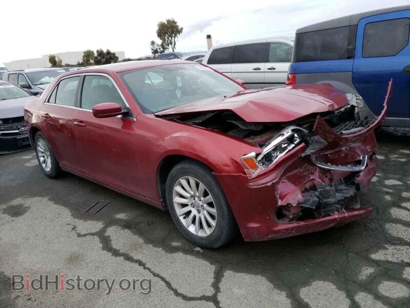 2012 Chrysler 300 (VIN 2C3CCAAG8CH311105) — photo 4 of 12