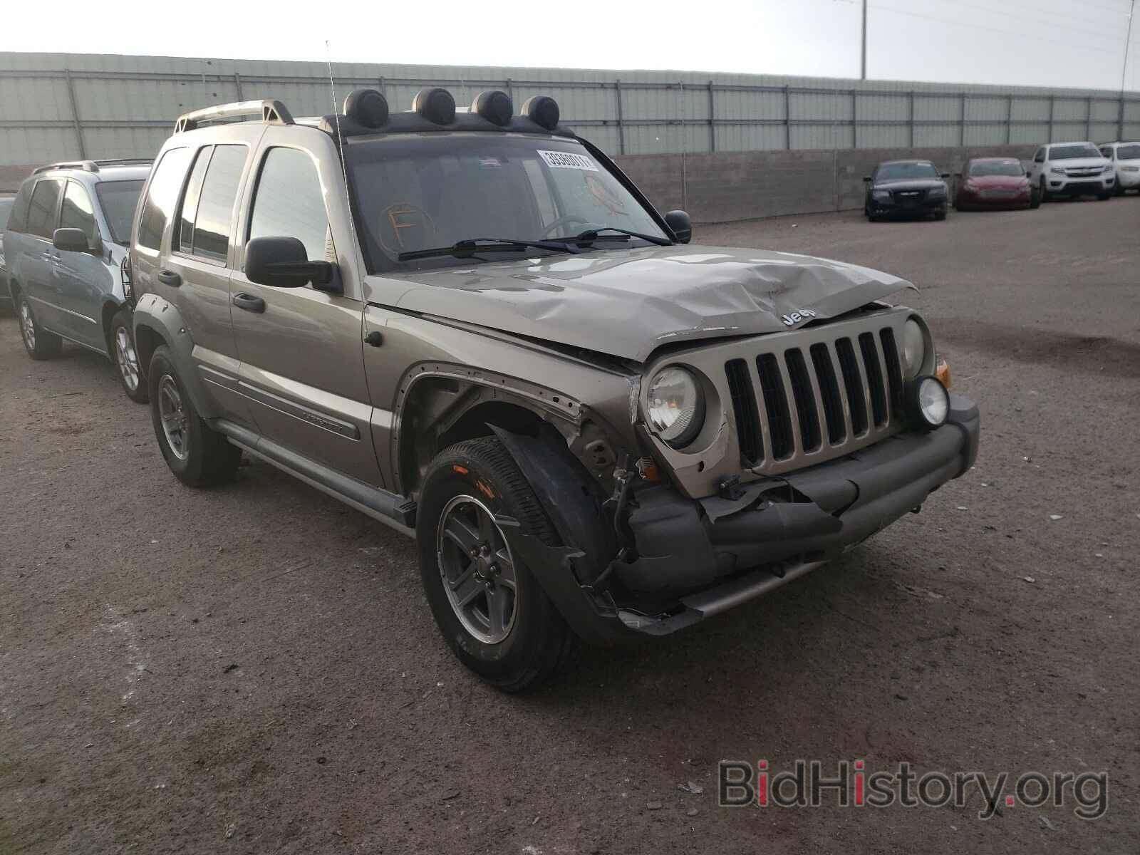 Фотография 1J4GL38K56W285582 - JEEP LIBERTY 2006