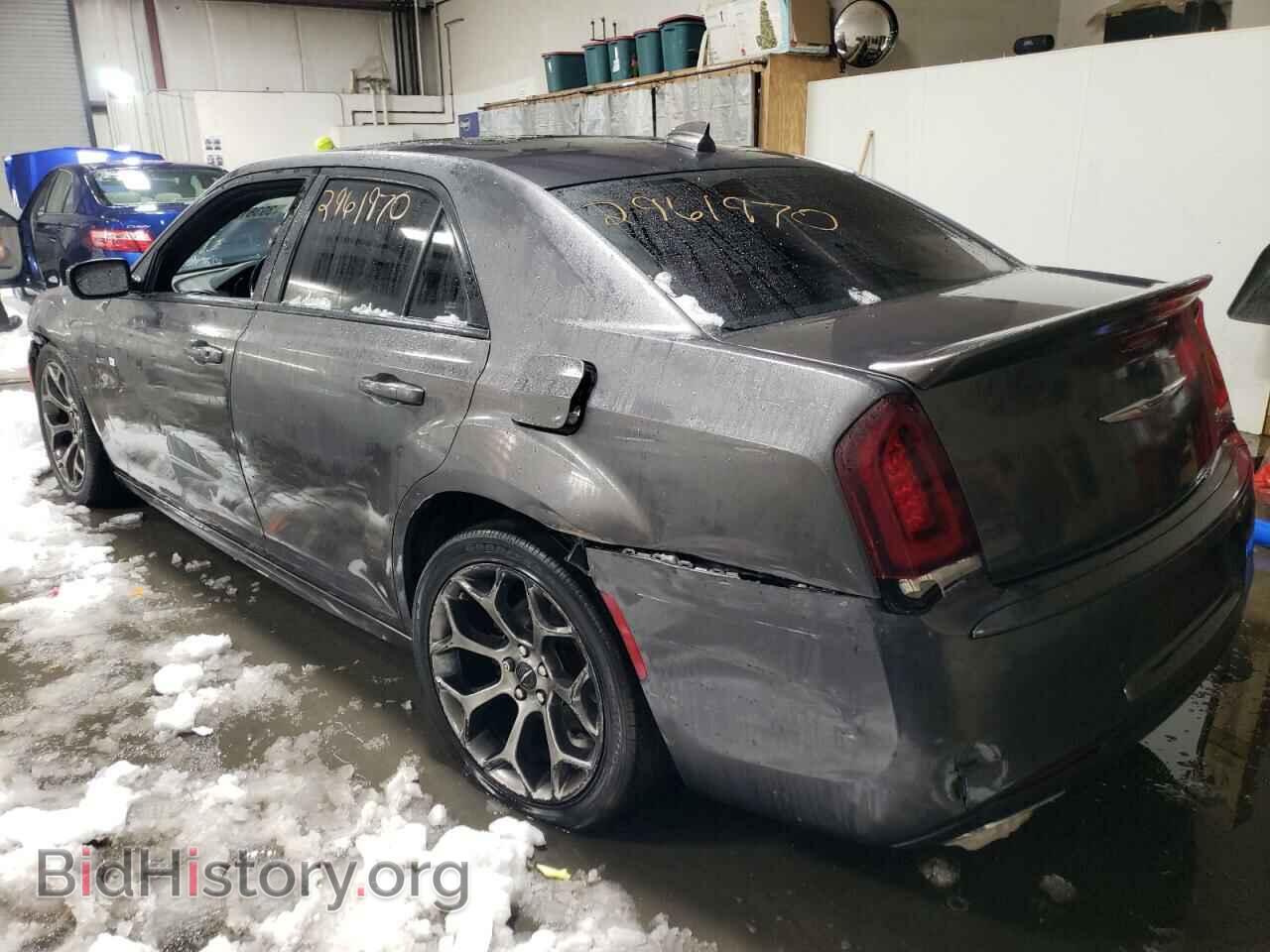 2017 CHRYSLER 300 - VIN: 2C3CCABT5HH526704 - Фото 2