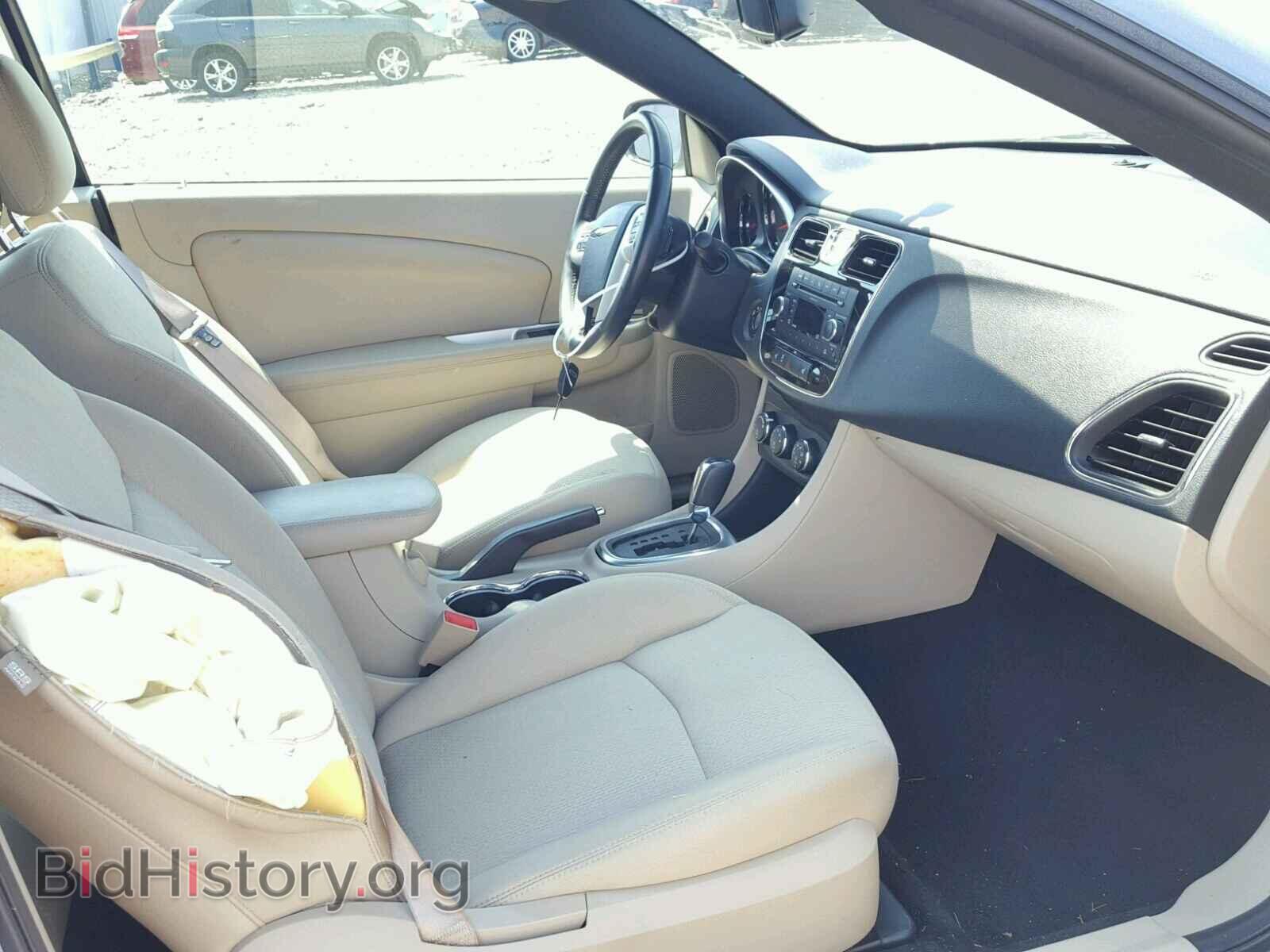 2011 CHRYSLER 200 - VIN: 1C3BC2EG9BN600494 - Фото 5
