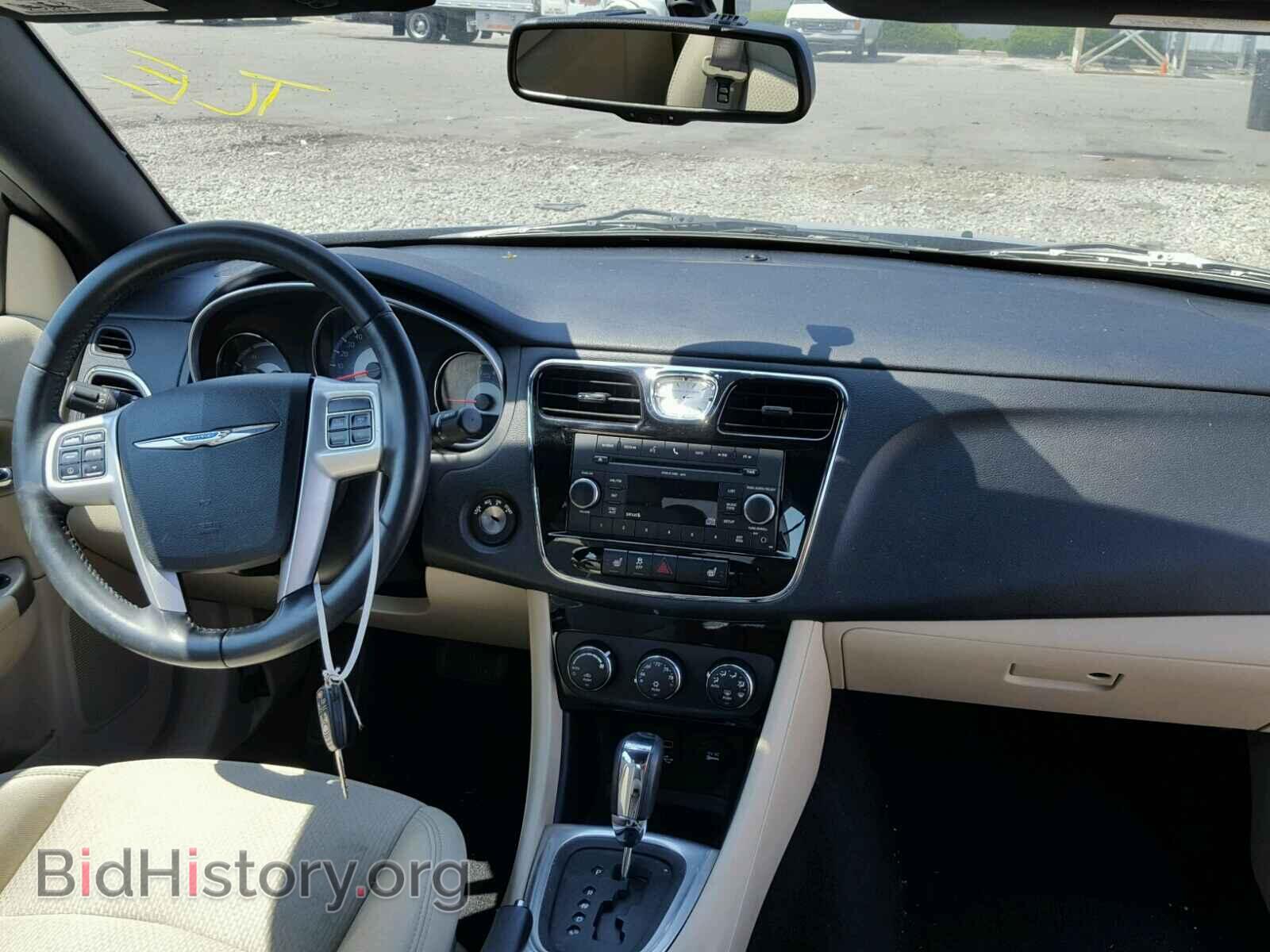 2011 CHRYSLER 200 - VIN: 1C3BC2EG9BN600494 - Фото 9