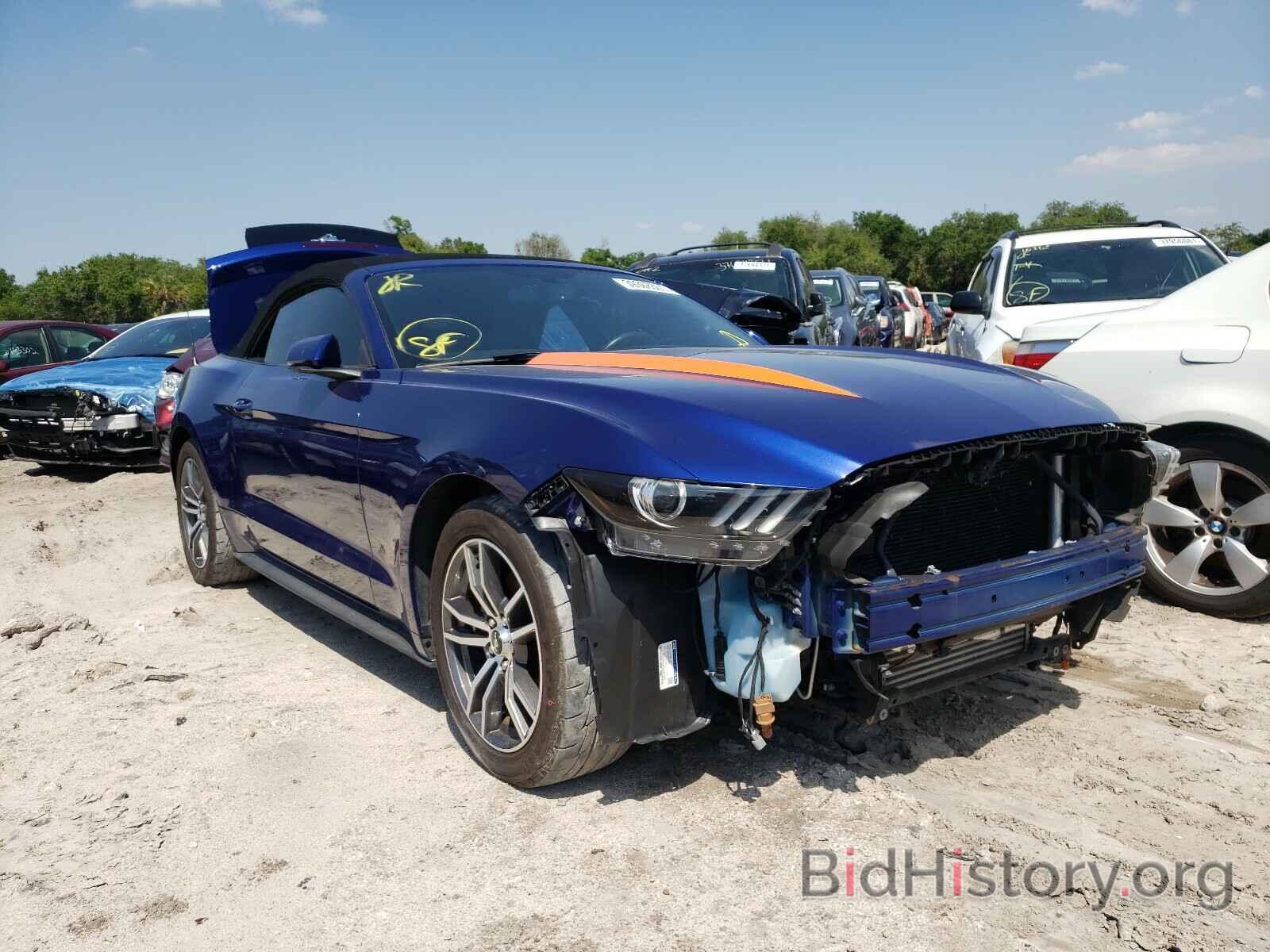 Photo 1FATP8UH5G5216243 - FORD MUSTANG 2016