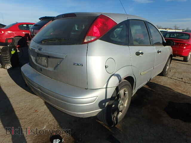 2005 FORD FOCUS - VIN: 3FAFP37N85R102071 - Фото 4