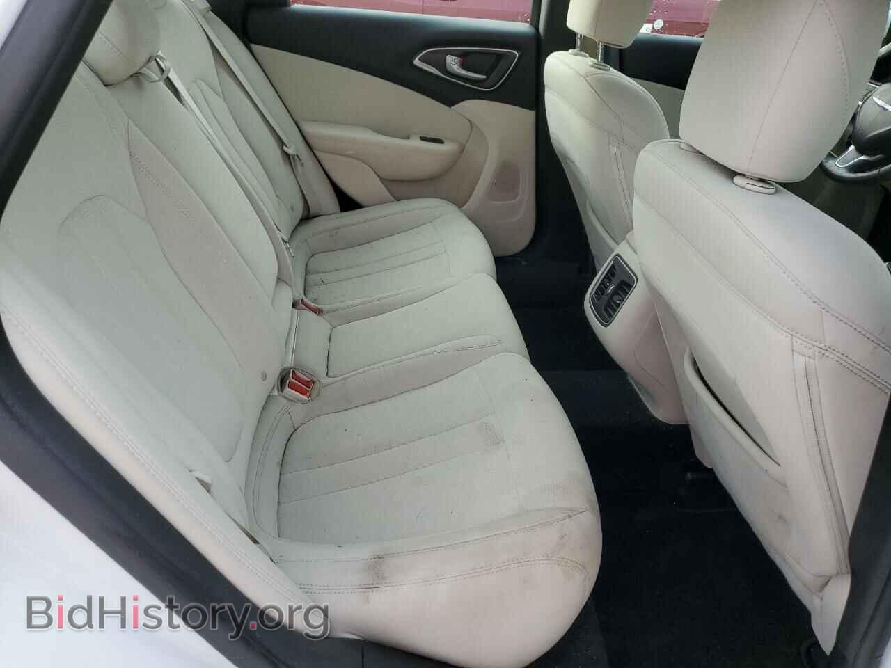 2016 CHRYSLER 200 - VIN: 1C3CCCAB2GN117554 - Фото 10