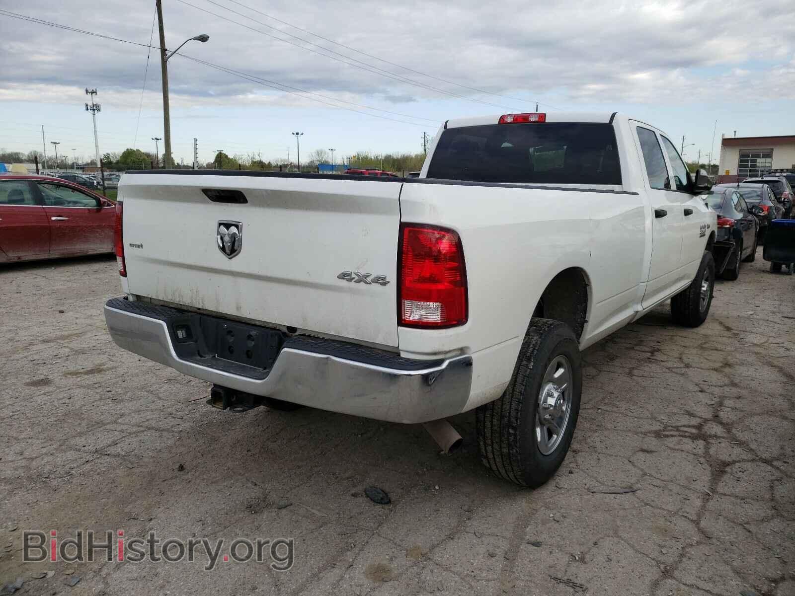 2018 RAM 2500 - VIN: 3C6UR5HJ0JG303950 - Фото 4