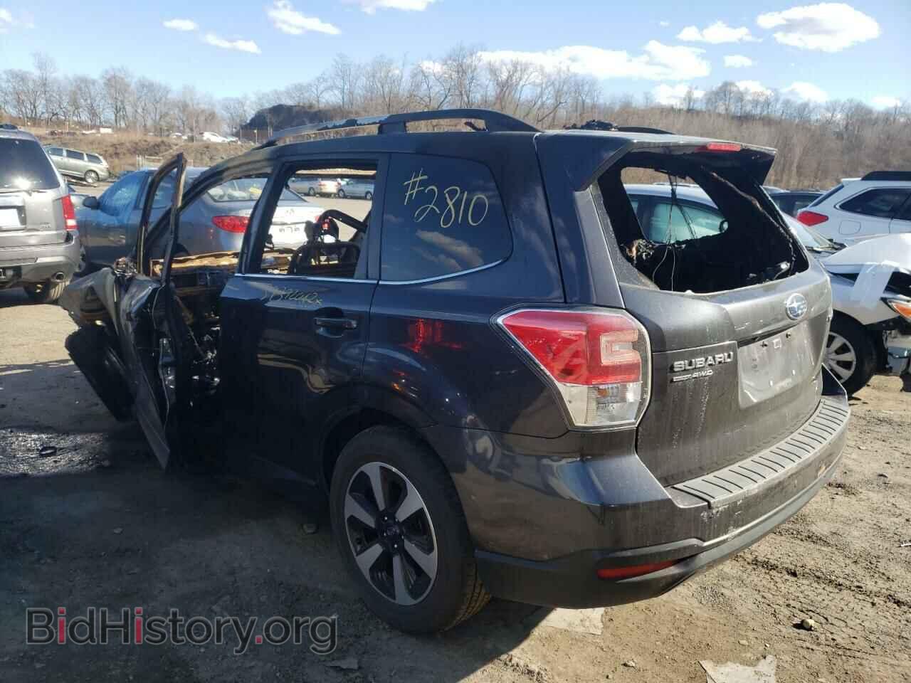 2018 SUBARU FORESTER - VIN: JF2SJALC4JH563770 - Фото 3