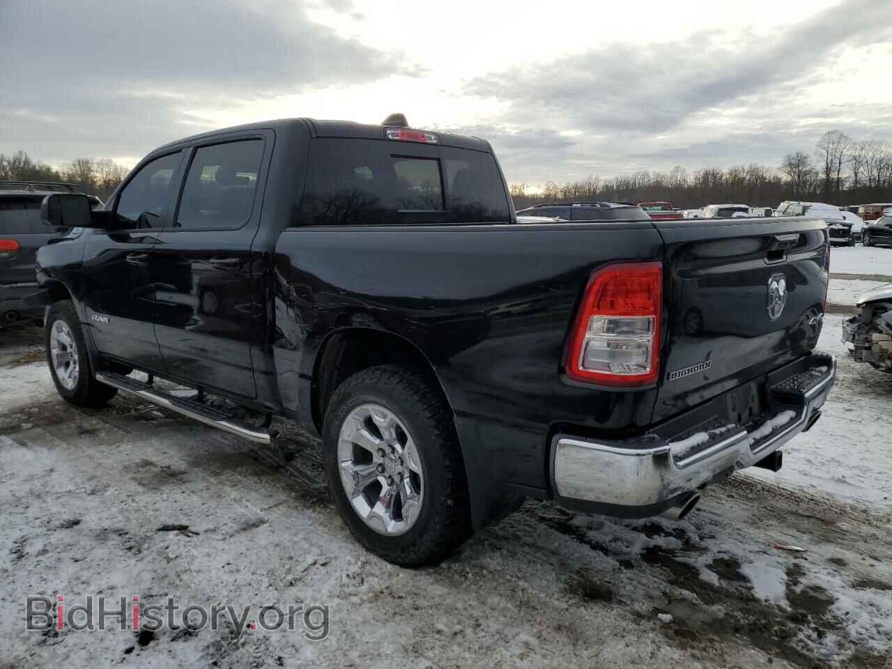 2021 RAM 1500 - VIN: 1C6SRFFT2MN825749 - Фото 2