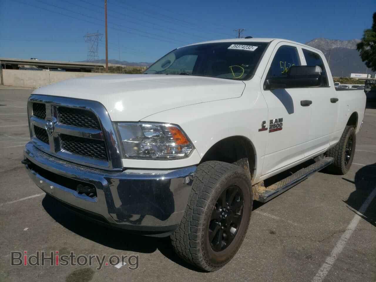 2018 RAM 2500 - VIN: 3C6UR5CL8JG142594 - Фото 2