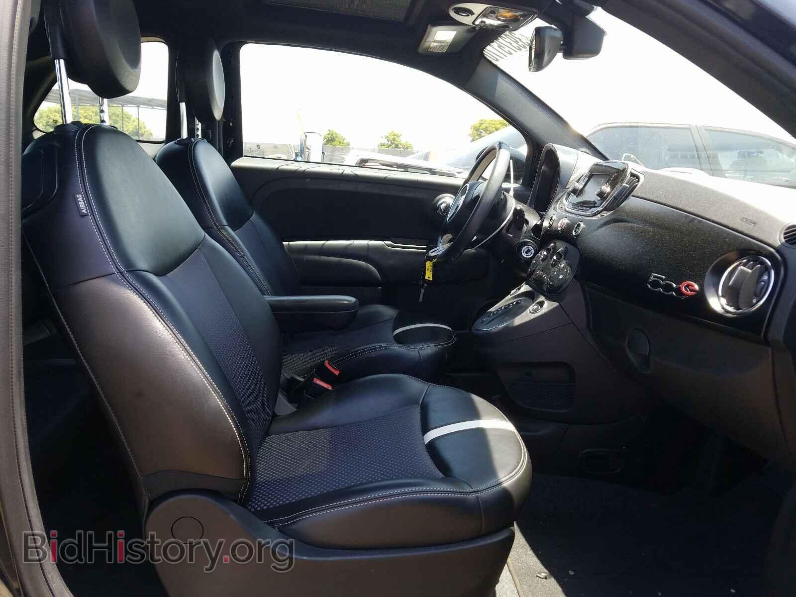 2017 FIAT 500 - VIN: 3C3CFFGEXHT550468 - Фото 5