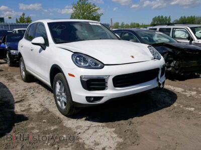 2017 Porsche CAYENNE, белый — VIN WP1AA2A29HKA89286, Copart