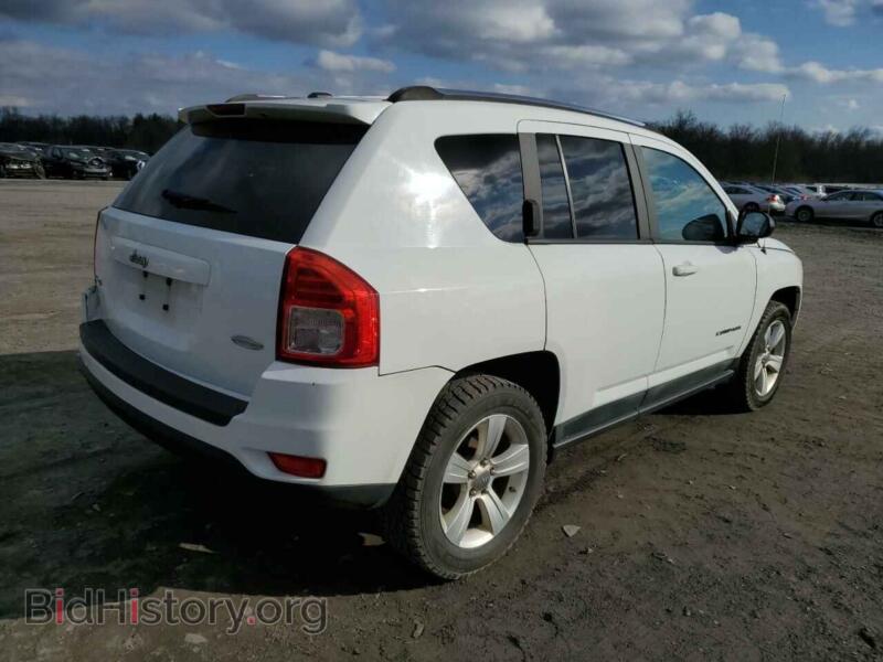 2011 Jeep COMPASS (VIN 1J4NF1FB9BD282986) — photo 3 of 13
