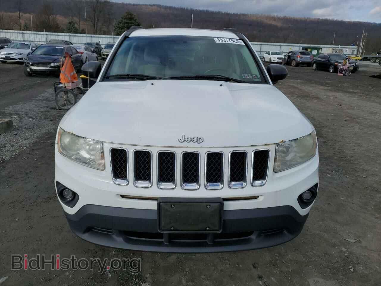 2011 JEEP COMPASS - VIN: 1J4NF1FB9BD282986 - Фото 5