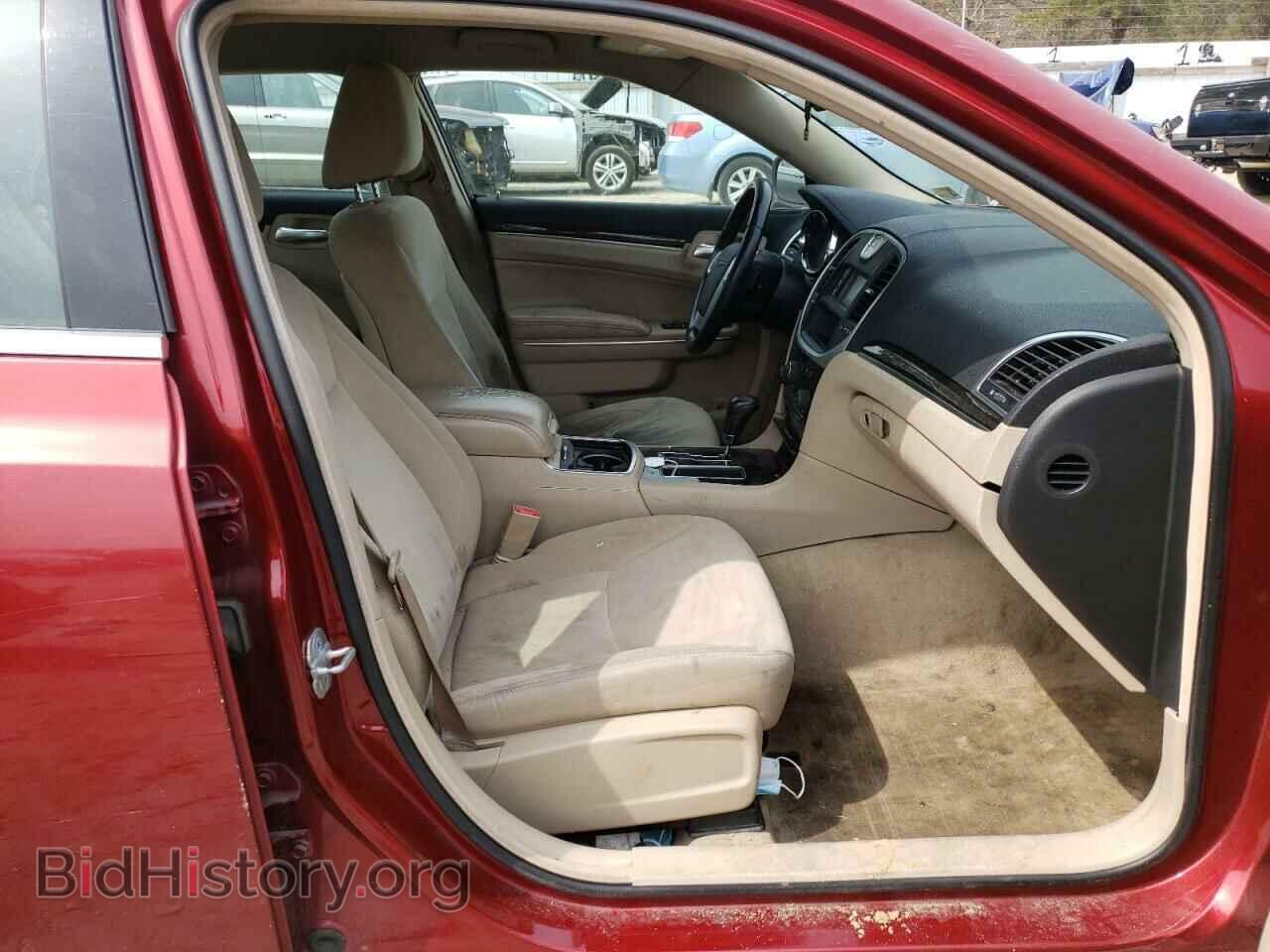 2012 CHRYSLER 300 - VIN: 2C3CCAAG6CH142492 - Фото 5