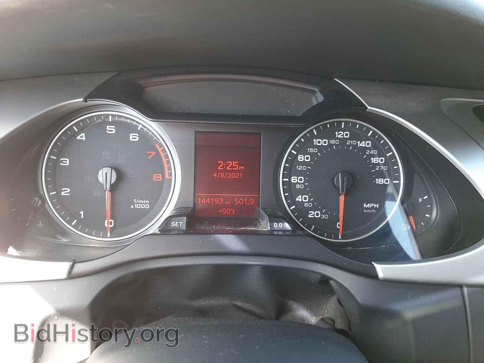 2011 AUDI A4 - VIN: WAUAFAFL2BN010669 - Фото 8
