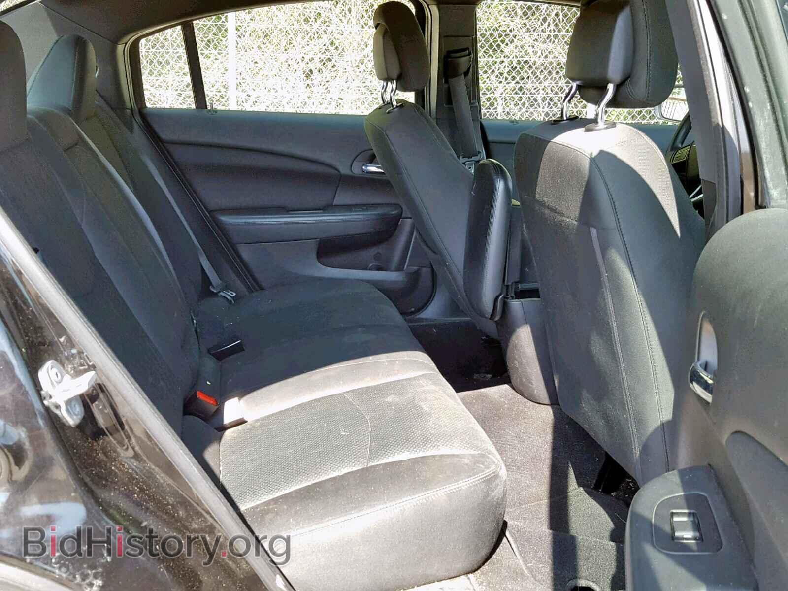 2012 CHRYSLER 200 - VIN: 1C3CCBAB0CN104001 - Фото 6