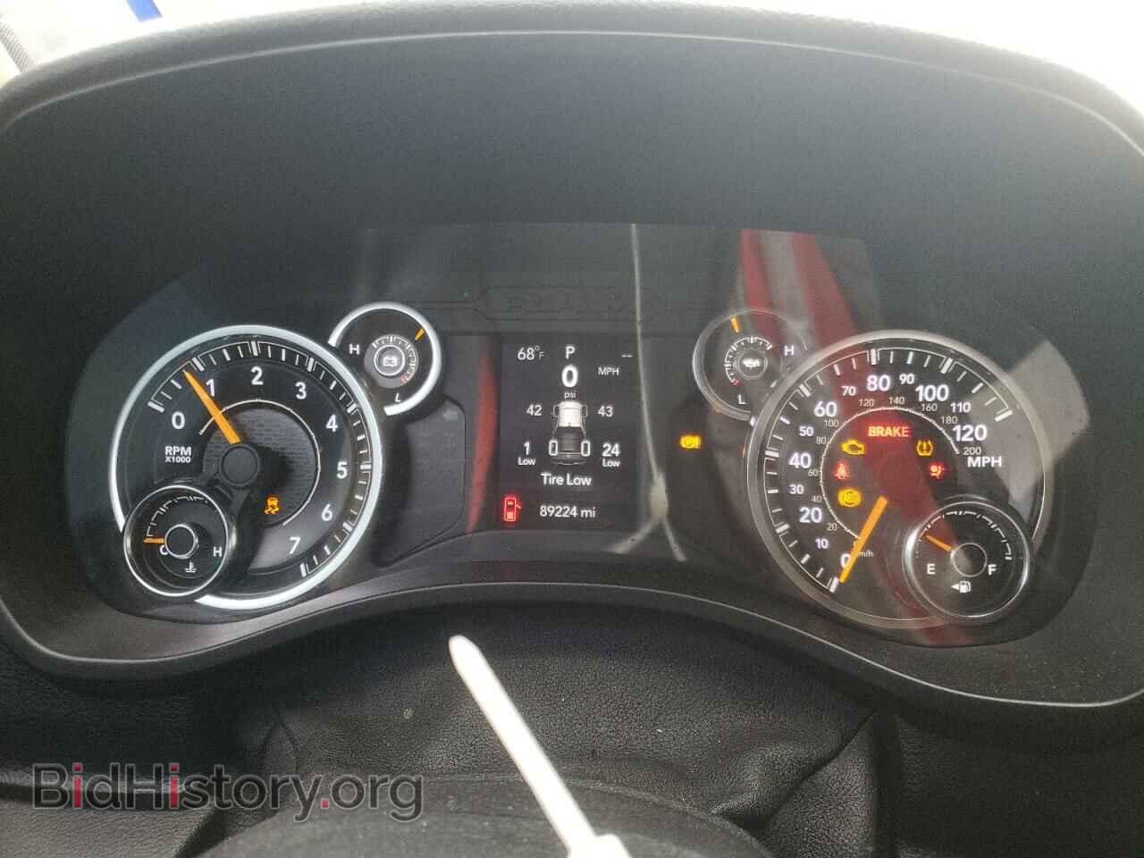 2019 RAM 1500 - VIN: 1C6RRECT5KN664162 - Фото 9