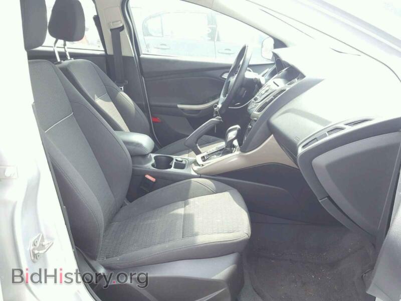 2012 Ford FOCUS (VIN 1FAHP3H23CL201082) — photo 5 of 10