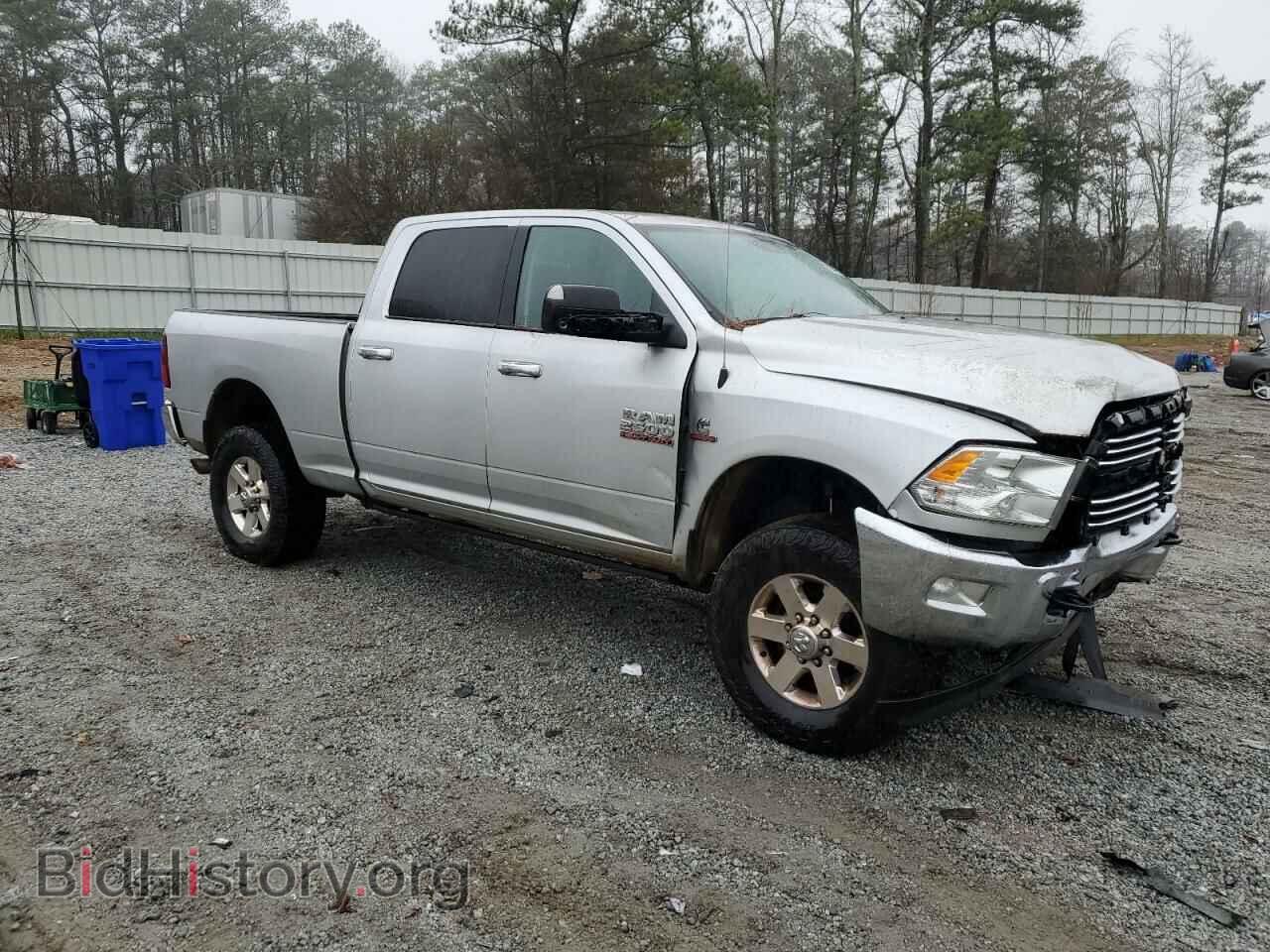 2015 RAM All Models - VIN: 3C6UR5DL4FG697189 - Photo 4