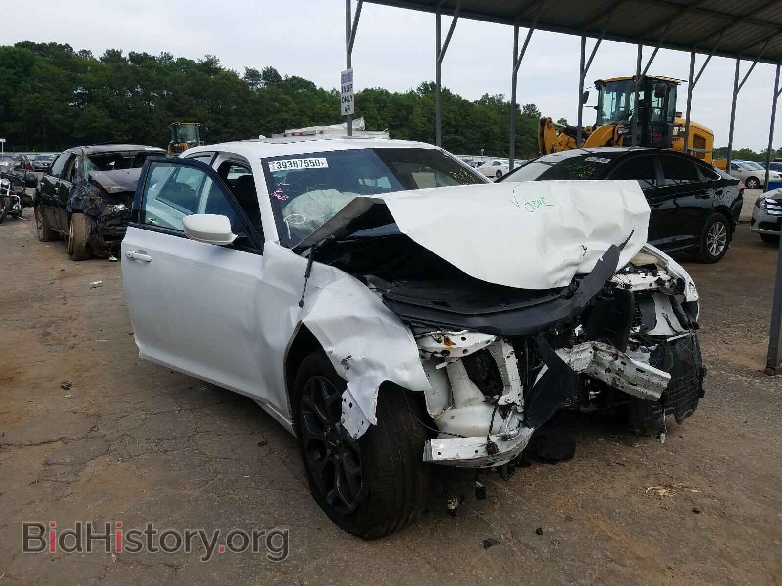 Фотография 2C3CCAGG8JH141574 - CHRYSLER 300 2018